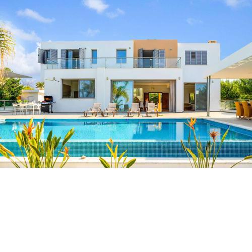 Limni Beach Villa