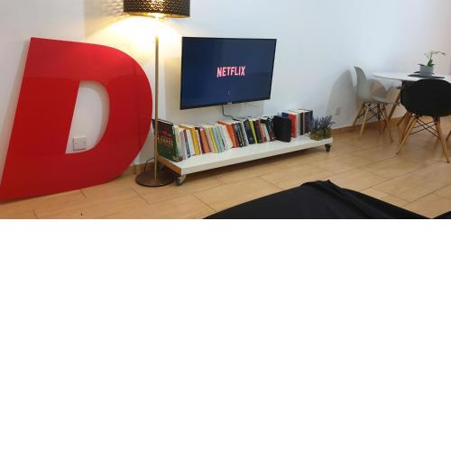 LINA'S HOME & POOL - Breakbooking CY