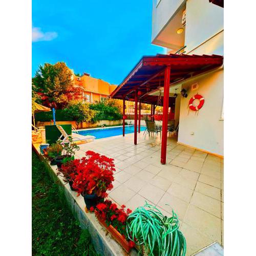 Lion Dreams Villas 1 -Swimming Pool