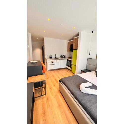Lionyx Home&Suites