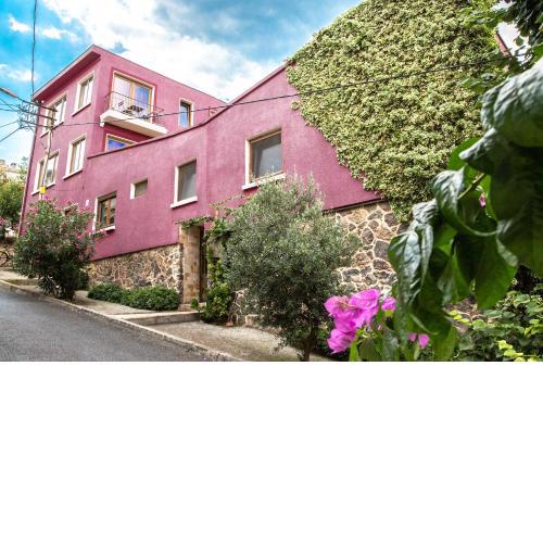 L'isola Guesthouse