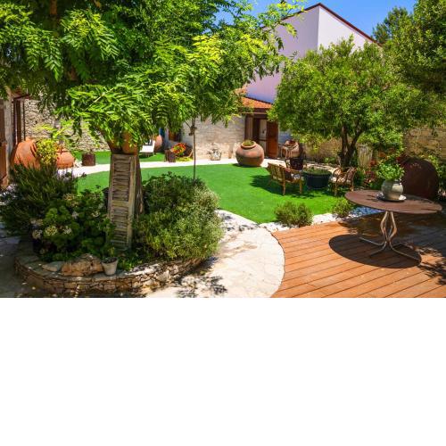 Listed Villa in Laneia