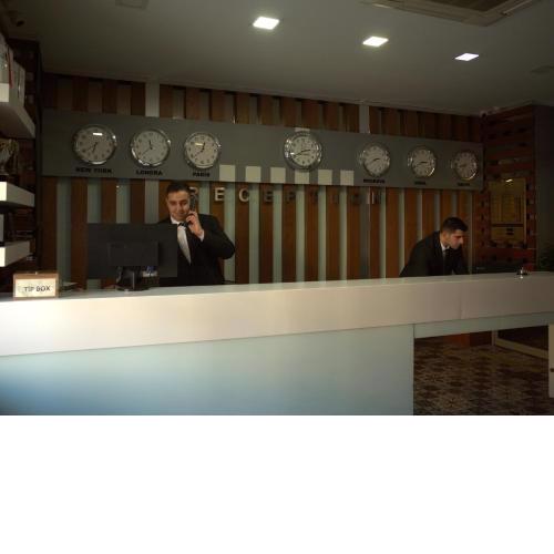 Liv Suit Hotel