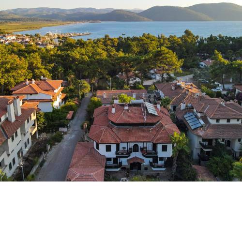 Liya Boutique Hotel & Suites