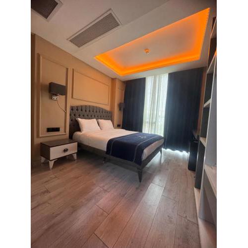 Loft Airport Hotel's