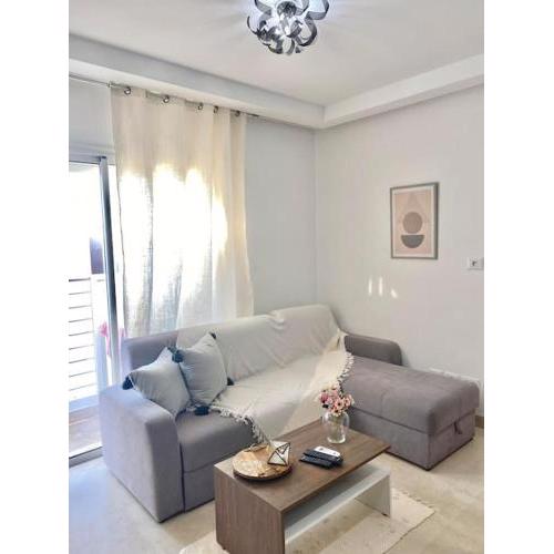 Logement entier: Appartement. Jardins de Carthage