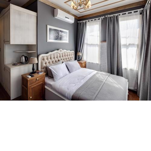 Loka Suites