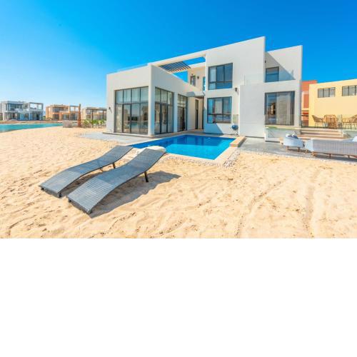 Long Island Gouna 5BR Tawila Beach House & Pool