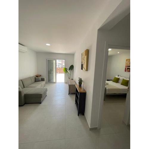 Lovely 2-bedroom apartment, newly renovated
