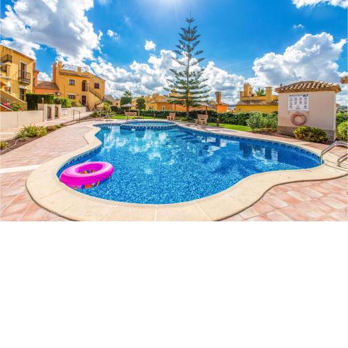 Lovely Apartment In Algorfa With Wifi