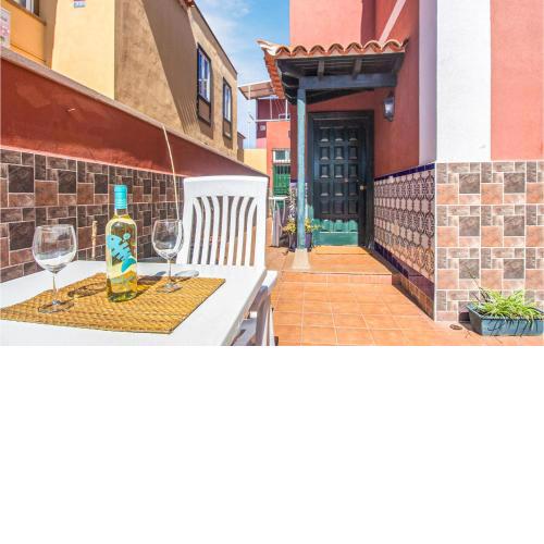 Lovely Home In Arona With Kitchen