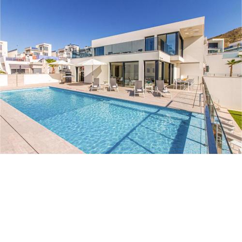 Lovely Home In Finestrat With Wifi