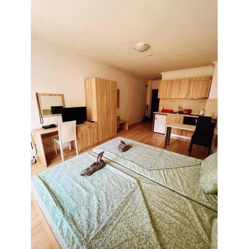Lovely studio apartment on the beach