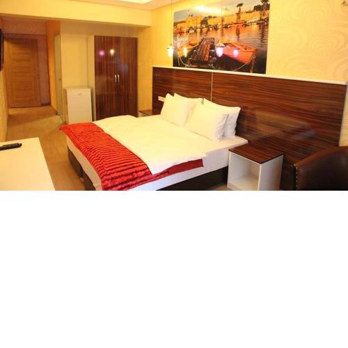 Lucid Hotel
