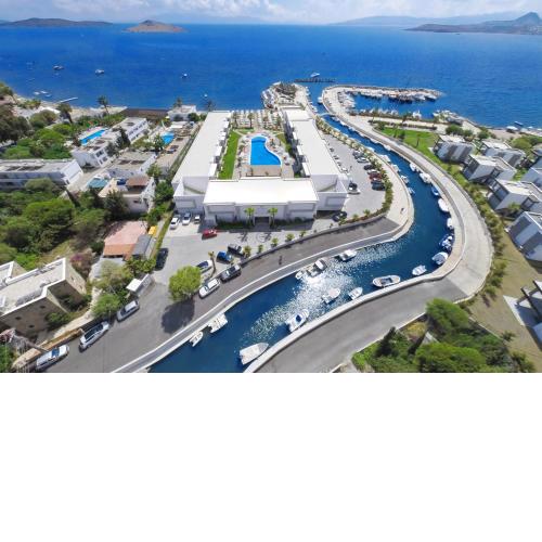 Lugga Boutique Hotel & Beach