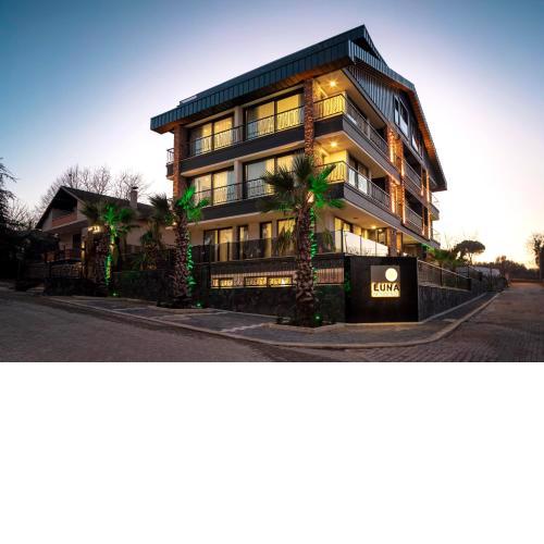 LUNA RESIDENCE