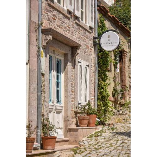 Lunaria Guest House