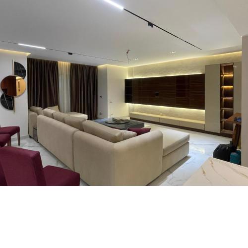 Luxry apartment in Taj city near Cairo airport