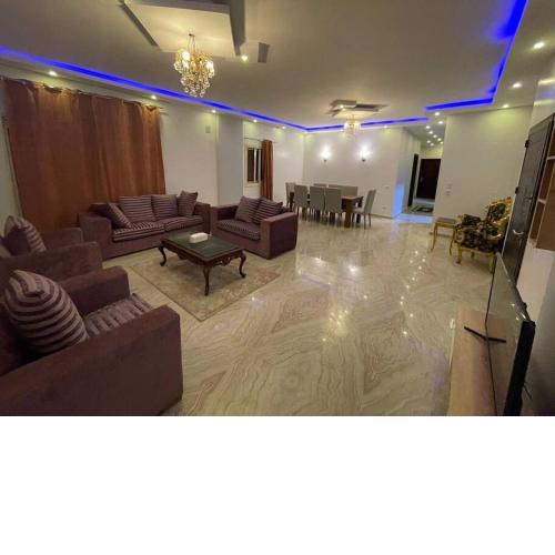 luxuries Apt in new Cairo