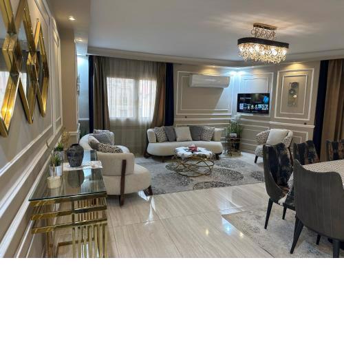 Luxurious apartment in cairo