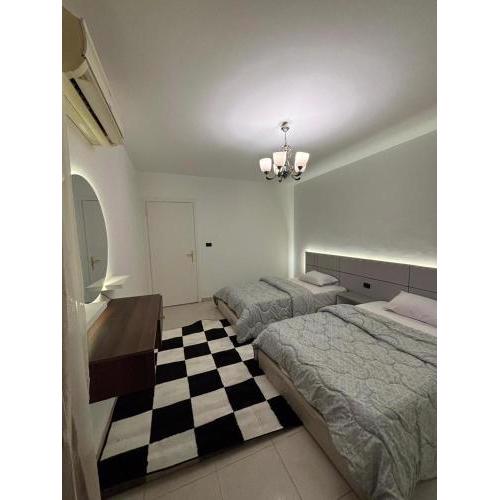 Luxury 3 bedroom apartment in rehab city