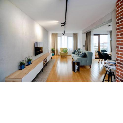 Luxury and Cozy Apartment with lots of Sun