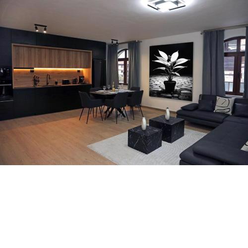 Luxury Apartment 5 Mins from Slopes Parking