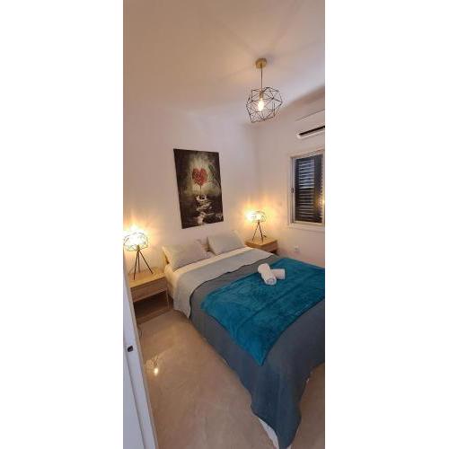 Luxury Apartment in light house beach