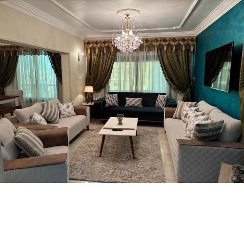 Luxury Apartment in Maadi Nile View - شقة فاخره بالمعادي كورنيش النيل