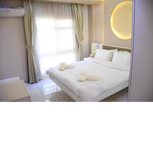 Luxury apartment Madinaty families Only