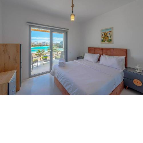 Luxury apartment on the beach lagoon