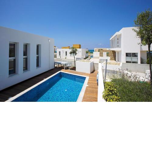 Luxury Cyprus Villa Marine Villa Private Pool Sea Front 1 BDR Paphos