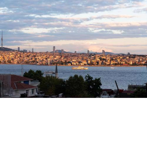 Luxury Flat W/Exceptional Terrace & Bosphrous View