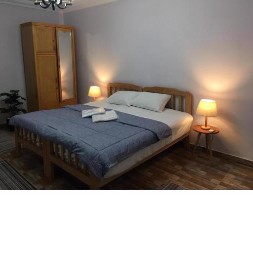 Luxury house, near to airport, AC, Wifi