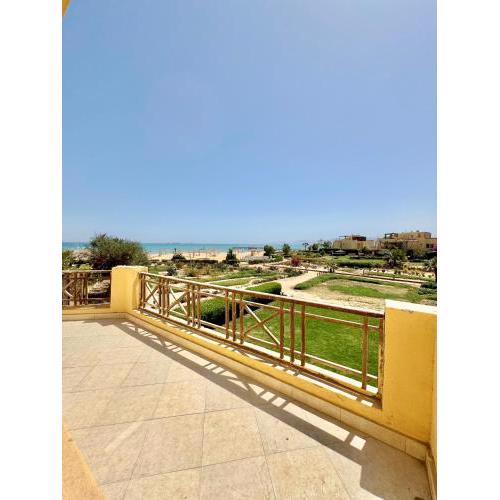 Luxury Living by the Sea Elin Bay Sokhna 5-Bedroom Villa