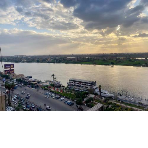 Luxury nile view apartment in maadi