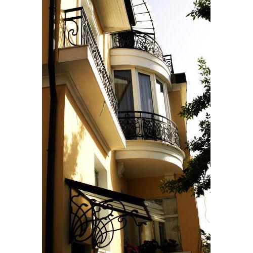 Luxury Private House in City Center