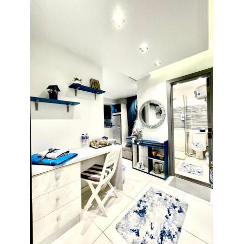 Luxury Studio House 589-2