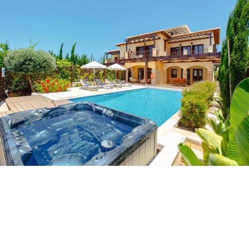 Luxury Villa AJ 06 with private heated pool
