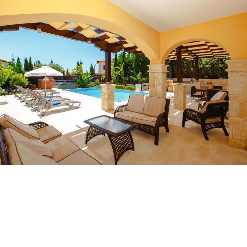 Luxury Villa AJ05 with private heated pool