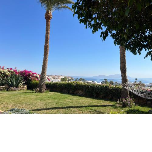Luxury Villa in Domina Sea view- beach- pools