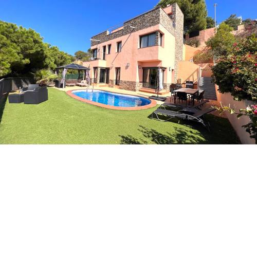 Luxury Villa Marina