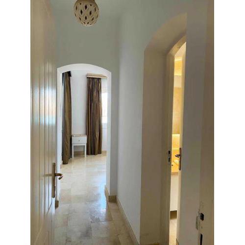 Luxury villa west golf