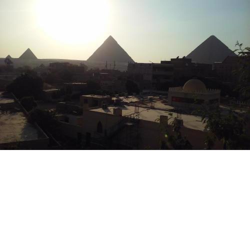 Maged Pyramids View Inn