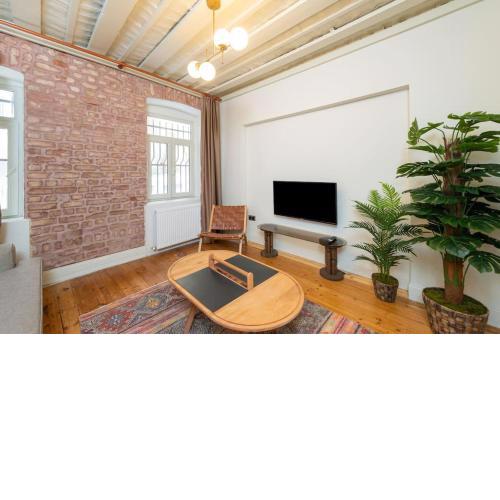 Maison Chic - Newly Renovated 3Br in City Center