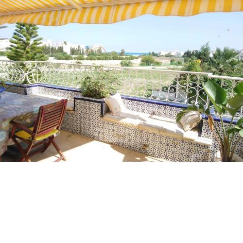 Maison pied dans l'eau à résidence Jinène Hammamet