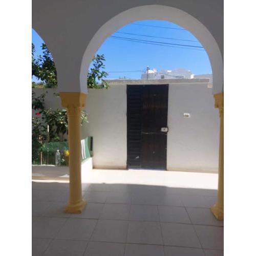Maison rez de chaussée dans un quartier calme et familiale Hammamet