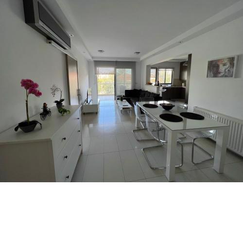 Majestic Boutique Apartment/2BR