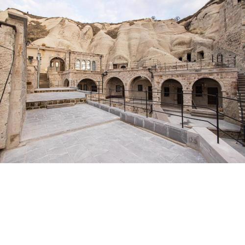 Majestic Cave House