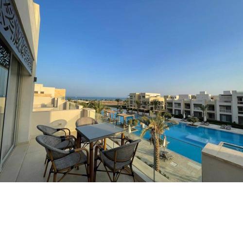 Mangroovy Gouna Sea View 2 Bedroom With Roof , Pool & Beach Access